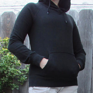 Black Hooded Sweatshirt w/pocket Size 6